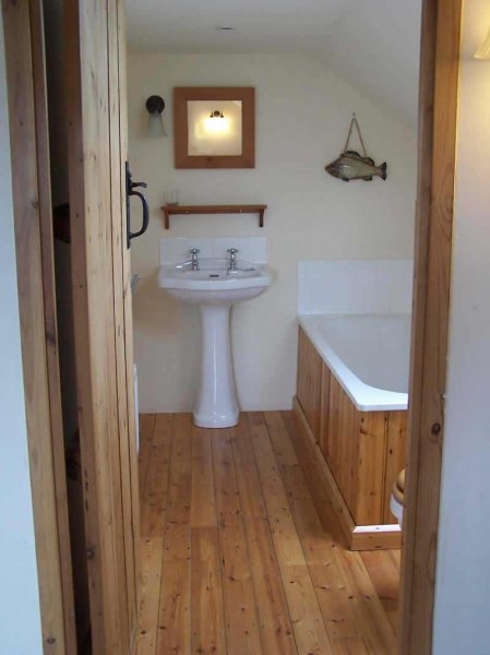 Pine Bathroom