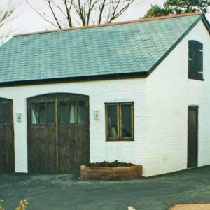 garage-with-wood-doors