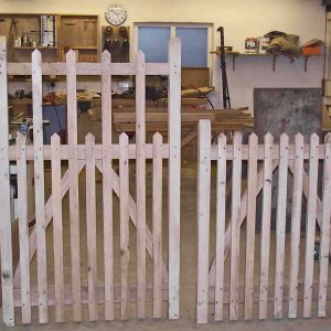 green-oak-gates
