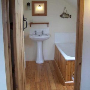 pine-bathroom-jpg