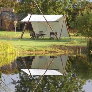 wood-canvas-shelter